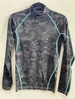 【超美品】Under Armour カモフラージュ 長袖
