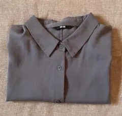 ユニクロ　グレー 半袖ブラウス　Ｌ