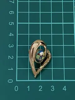 Item thumbnail for item aabdaab6-a211-4668-9777-84e2b7bc3884