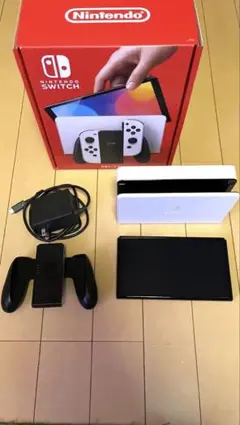 erina様専用Nintendo Switch 本体 フィルム　SDカード付