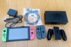 Nintendo Switch本体（ジョイコン2組、microSDカード付き）