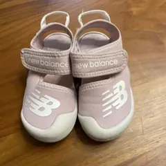 美品♡new balance ピンク サンダル　15センチ