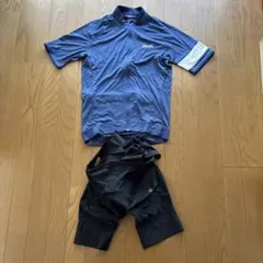 【値下げ】Rapha サイクルジャージ M ネイビー セットのサムネイル
