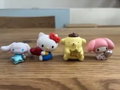 サンリオ　ガチャ きらめきバルーン⭐︎フィギュア　4体