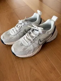 NIKE V2K RUN 24.0cm