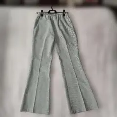 【美品】メゾンスペシャル　イージーフレアパンツ　グリーン　フリーサイズのサムネイル