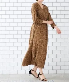 ルクールブラン　オリエンタルフラワーワンピース　　キャメル　38号