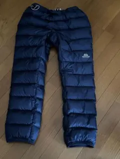 新美品MONTAIN EQUIPMET ダウンロングパンツ