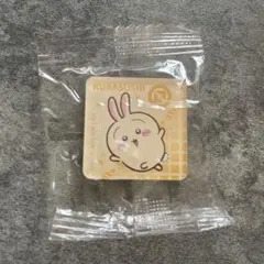 ちいかわ　くら寿司　うさぎ　マグネット