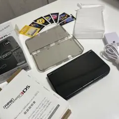 極美品ですNew Nintendo 3DS LL メタリックブラック　本体カバー