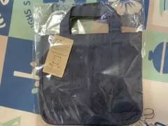 仕切りが動くキャンバストート