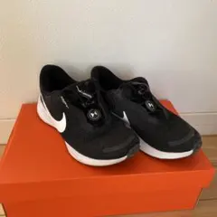 NIKE スニーカー