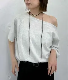 アソートボーダーオフショルＴＥＥ　archives アルシーヴ　グレーTシャツのサムネイル