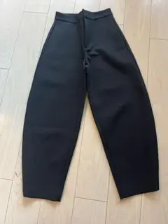 ZARAパンツ