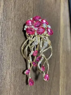 ピンク　クラゲ　ブローチ　1点のみ