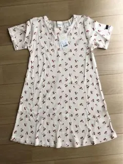 futafuta さくらんぼ柄ワンピース 120 新品タグ付