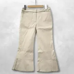 エムズグレイシー フリル付き 裾フレア スリット入り ストレッチ アンクルパンツ