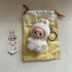 ポップマート　ラブブ　イニシャル　A