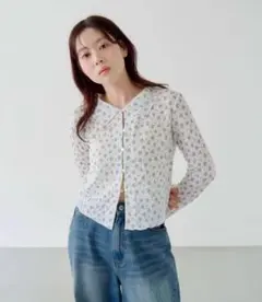新品未使用品✨】flower bloom frill cardigan ブルー - メルカリ