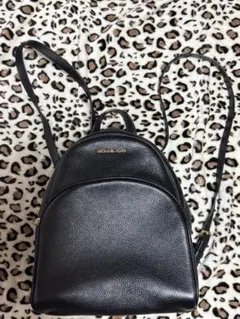 MICHAEL KORS ブラックバックパック