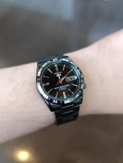 SEIKO5 セイコー5 黒文字盤　自動巻き　オールブラック　裏スケ　海外モデル