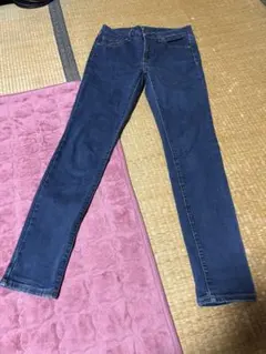 Item thumbnail for item 1f2b202e-aa00-4df0-8847-5db953ac2a35