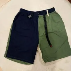 ネイビーとカーキのショートパンツ