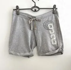 【abercrombie】アバクロ グレー ロゴ入り ショートパンツ Ｌサイズ
