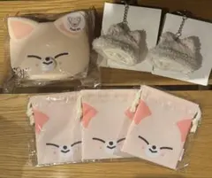 フォクシニー　ランダムミニボアキャップ ＋ MINI BOX ＋ POUCH