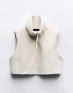 ZARA フェイクファーベスト ホワイト白 ハーフジップアップ　XS