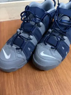 美品　Nike Air More Uptempo グレー/ネイビー