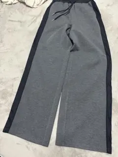 シソラスblanco新品ライン入りパンツ