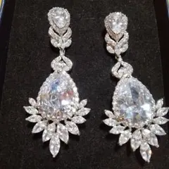 ウエディングジルコニア　ピアス