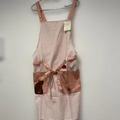 新品ストライプピンクのクマ刺繍エプロンL