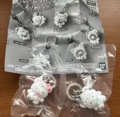 サンリオキャラクターズめじるしアクセサリー〜ふわふわスノー　ポチャッコ　キティ