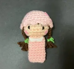 さくらちゃん編みぐるみ指人形　桜の帽子付き　ハンドメイド