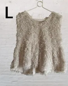 【新品未使用】しまむら　ホワイト　ファーベスト Lサイズ　アイボリー　ベスト