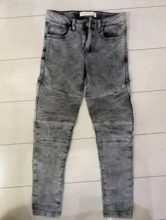 ザラ　キッズ　ダメージジーンズ