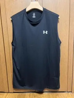 Under Armour ノースリーブ トップス ブラック Lサイズのサムネイル