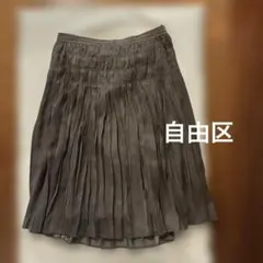 自由区　プリーツスカートのサムネイル