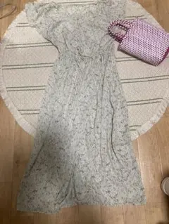 sale!gu.新品、フリル袖シフォンワンピース、M