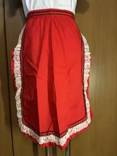 フォークダンス用レース付き赤エプロンのサムネイル