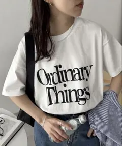 ロゴプリントTシャツ