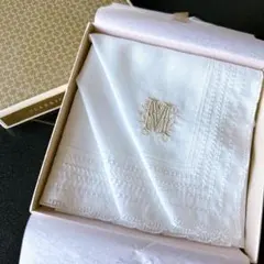 【新品未使用】クラシクスザスモールラグジュアリ ハンカチ　刺繍　レースのサムネイル