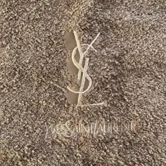 【新品　未使用品】 イヴ・サンローラン　タオルハンカチ ブラウン