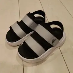 adidas ブラック/シルバー サンダル