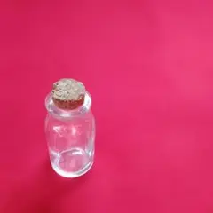 小型ガラス瓶 コルクキャップ付き