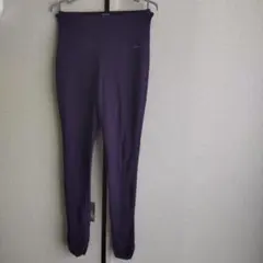 Reebokレギンスのサムネイル