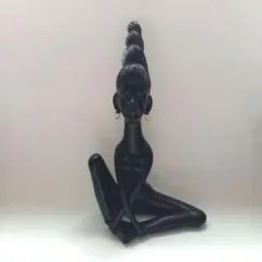 アジアンインテリア　木彫工芸品　女性像　ウッドインテリア　置物