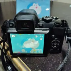 ミラーレス一眼 デジタルカメラ
